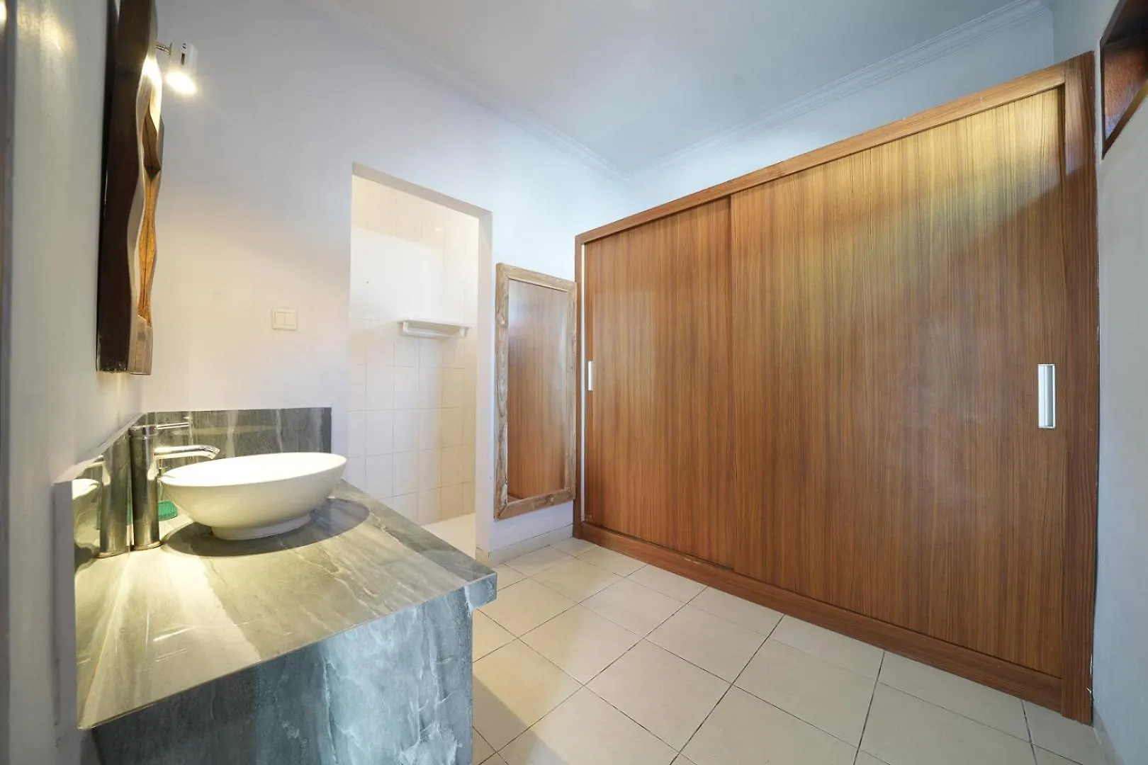 Modern 2Bdr Villa - Central Seminyak Indonesia