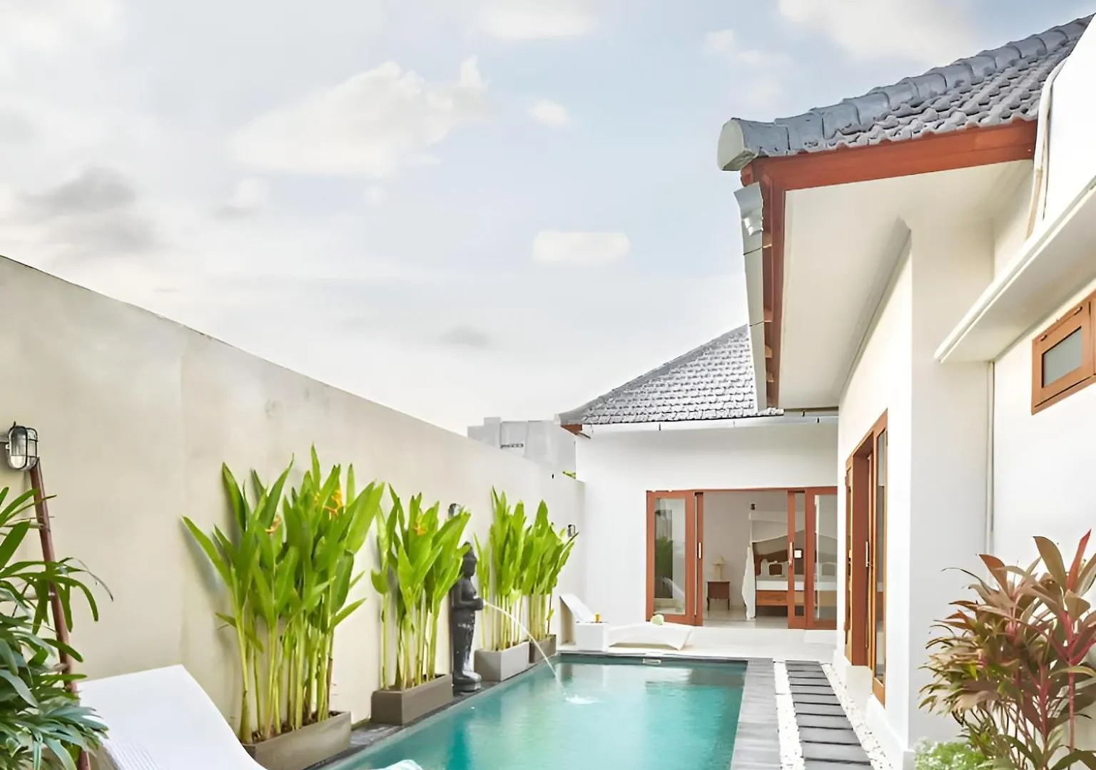 Modern 2Bdr Villa - Central Seminyak